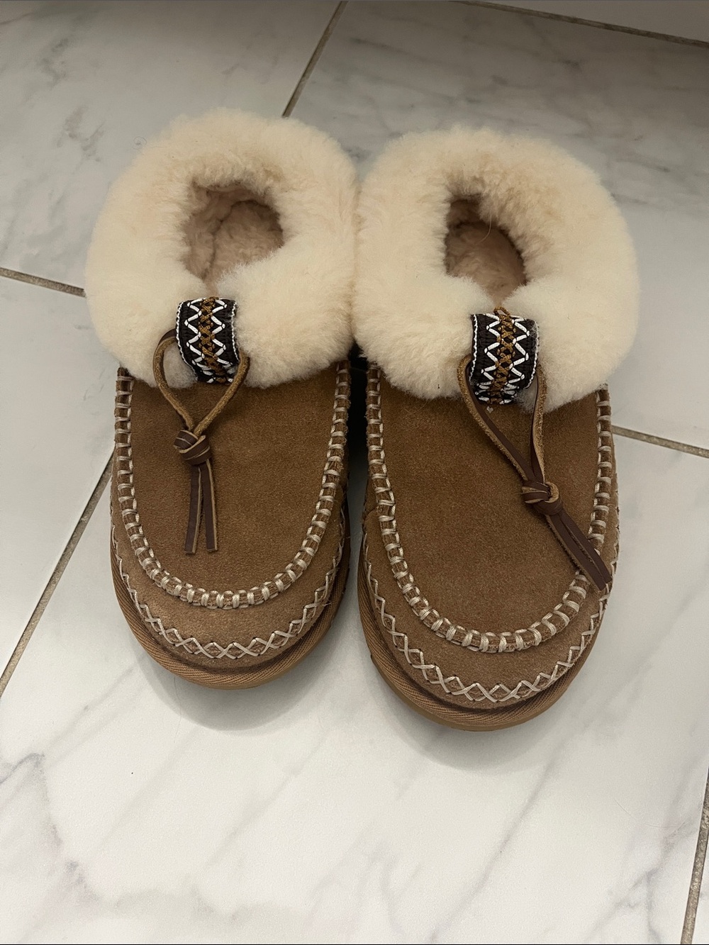 UGG Women's Tasman Alpine Size 7